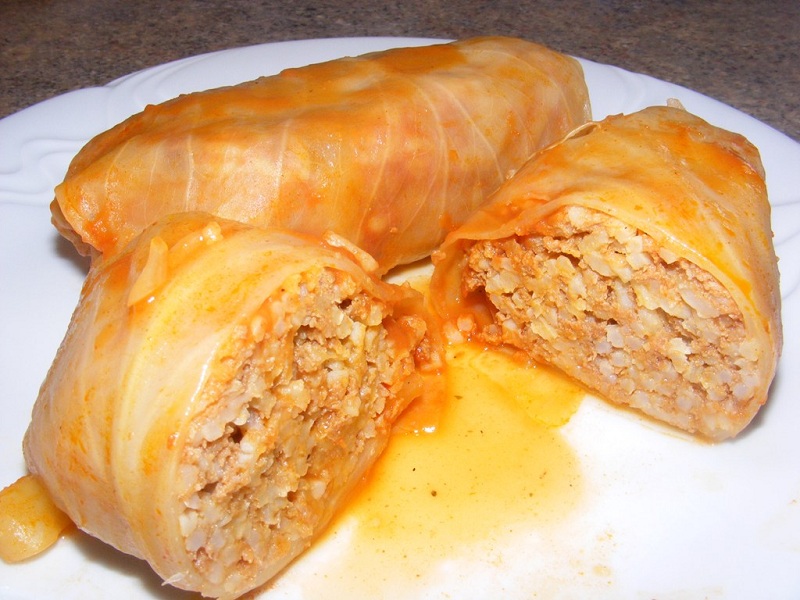 Zelné listy plněné mletým masem 