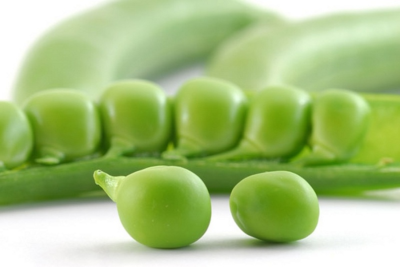 Salát ze sterilovaného hrášku 