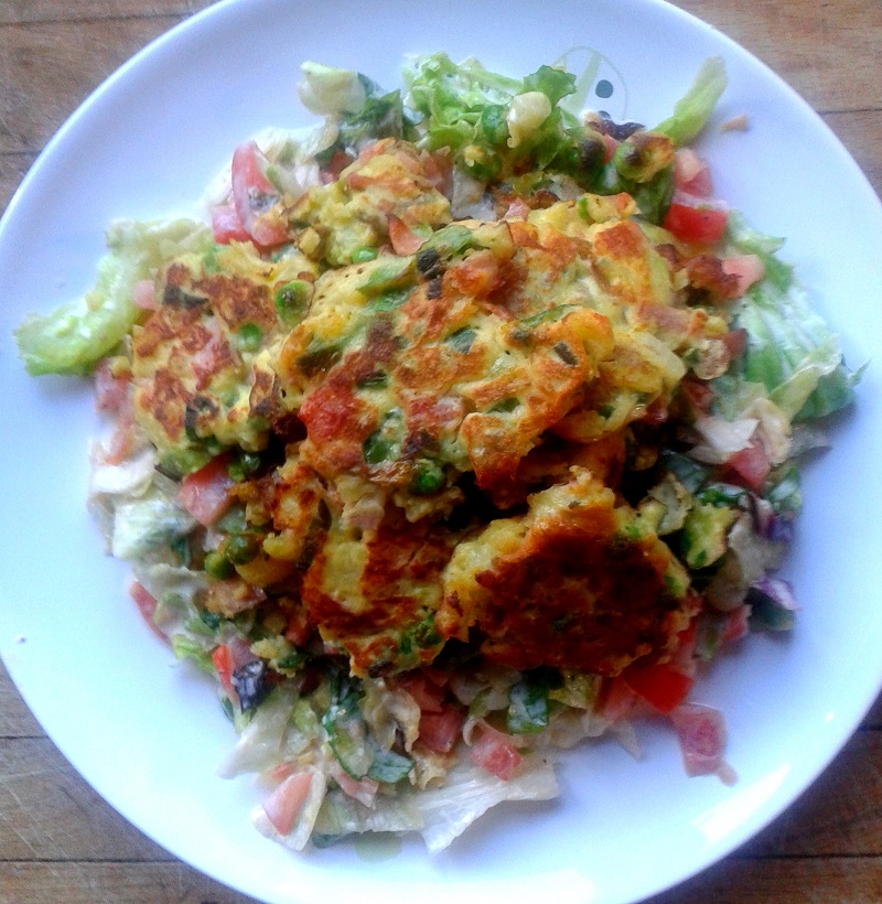 Bramborové placky s pórkem a hráškem